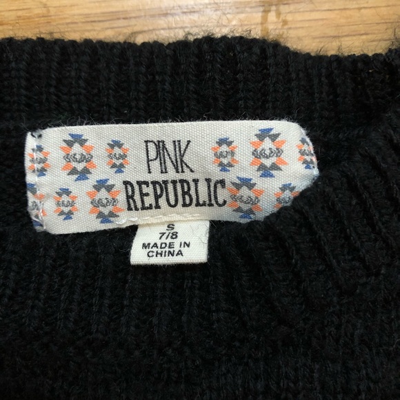 Girls black sweater with elephant stitching - Picture 3 of 4